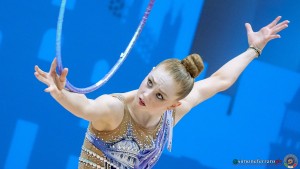 aa q kautzman alexandria usa ph simone ferraro sfa01550 copia